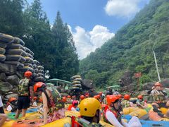 -龙潭峡谷漂流