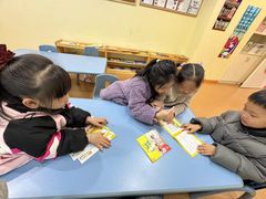 -亲亲袋鼠托育早教·思维专注力·棕熊英语(鼓楼恒力城店)