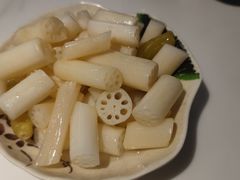 -三个椰子·现砍椰子鸡(金源CBD店)