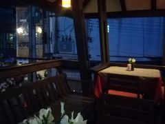 -Dash Teak House
