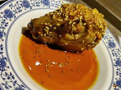 -爆炸头阿姨小四川正宗川味小吃(无任何分店)