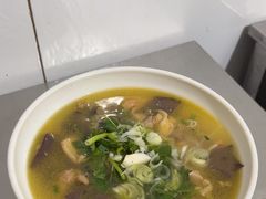 -文山荷鲜居(翠湖店)