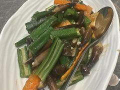 -靓湾海鲜·海景餐厅(小麦岛店)