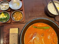 -银米·云南传统过桥米线(双廊黑金冠店)