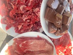 -周老三跷脚牛肉·全牛火锅(非遗传承店)