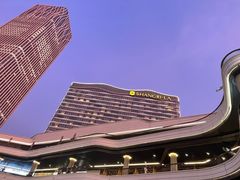 -东方体育中心(地铁站)