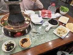 -楼外楼大刀肉传统火锅(西安大路店)