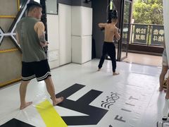 -可逸运动健身(鸿恩寺店)