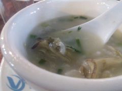 蚝仔粥-忠记湛江烧蚝店