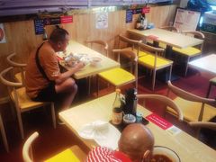 -禧凰·老上海白斩鸡辣肉面店