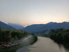 -大众跷脚牛肉馆·非遗传承单位(峨眉山店)