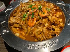 -胖哥俩肉蟹煲(南宁江南万达店)