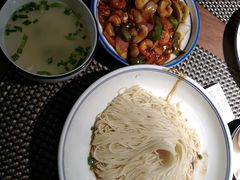 春风爱上龙虾面-十面春风·江南面馆(崇宁路店)