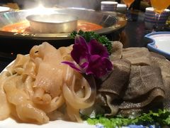 -牛员外鲜切牛肉火锅