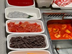 -海底捞火锅鲜切牛肉主题店(长寿路店)