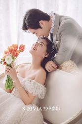 -雪中彩影婚纱摄影·微光艺术中心