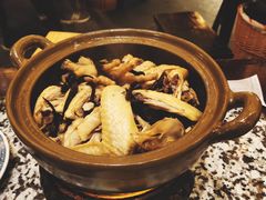 鸡枞菌焖烧草鸡-南京大牌档(凯德大峡谷店)