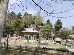 -都江堰玫瑰花溪谷