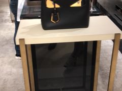 -文艺复兴百货(米兰大教堂广场店)