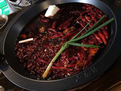 -黄潇洒老火锅(九眼桥宏济巷店)