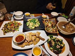 -宣威山野人家·现炒云南菜(金碧店)