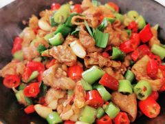 -鑫巴蜀小镇 · 水煮鱼专研店(玉桥店)