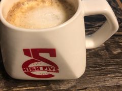 -HIGH FIVE哈福手工汉堡(桂林路店)