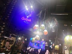 -胡桃里乐队酒馆(鎏嘉码头店)