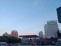 -资和信百货商场