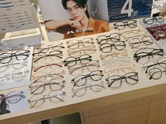 -沫芮眼镜·蔡司官方授权店(人民广场店)