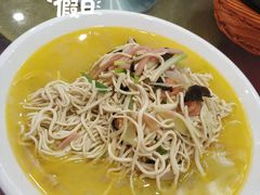 鸡汁干丝-八张桌子(老店)