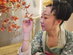 点击看大图 -盘子女人坊古装写真摄影(南京总店)