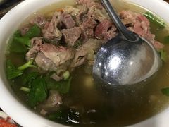 牛筋煲汤-老伯蟹脚店(朝阳路店)