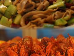 -三亚火车头万人海鲜广场