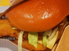 芝芝酪酪堡-麦当劳(宜安广场店)