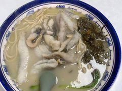 招牌黄鱼面-明呈黄鱼面馆(斜土路店)