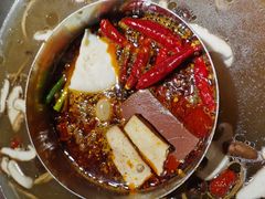 -谭鸭血老火锅(万象九宜城店)