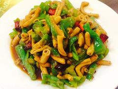 -余杨鸭鸭餐厅