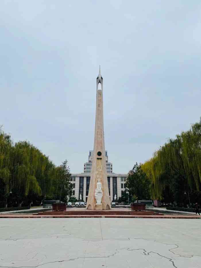 西安交通大学兴庆校区