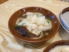 鲜肉小馄饨-桐香园小笼包(百井坊巷店)