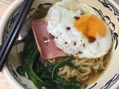 餐肉蛋汤一丁-渔记茶餐厅(渔村店)