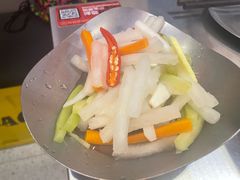 -蓉三少冒烤鸭·四川小吃集(北京首店)