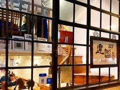 面包甜点陈列柜-建国328 本帮小馆·面馆