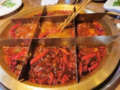 -潮火锅·麻辣牛肉火锅(观音桥方圆·LIVE店)