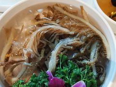 -瓜西西重庆火锅(花溪店)