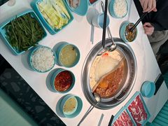 -季季红火锅(柳州城中万达二店)