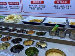 自助调料区-海底捞火锅(天津SM城市广场店)