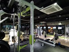 -Liking Fit24小时智能健身(金汇路韩国街店)