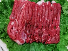 手工鲜切元宝肉-阳坊胜利涮羊肉(禧乐汇店)