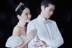 点击看大图 -挪娅婚纱摄影皇家会所